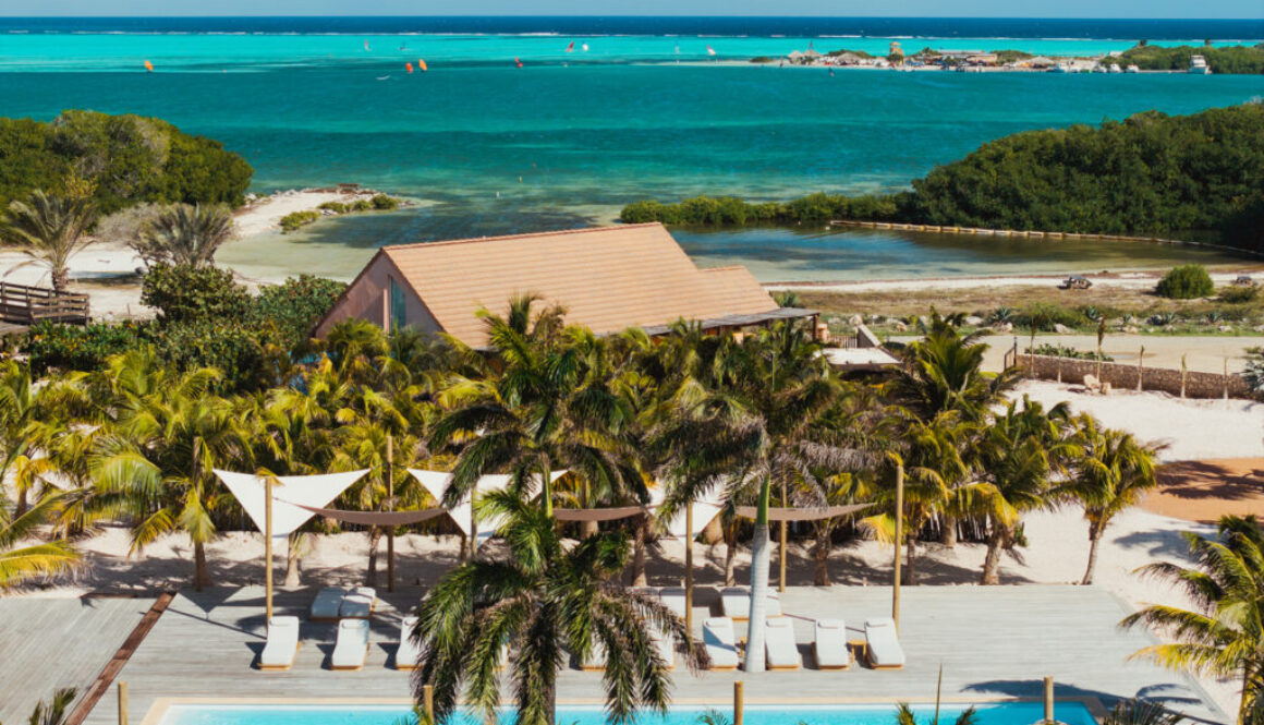 sorobon-bay-hotel_pool_049_WEB